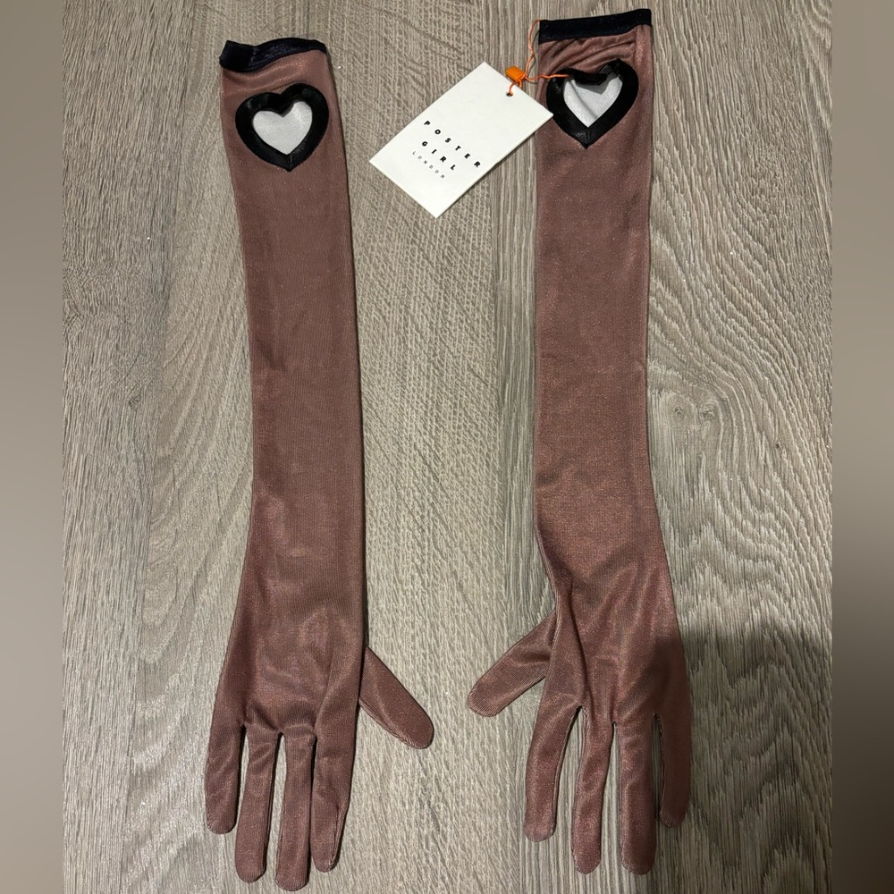 Poster girl gloves